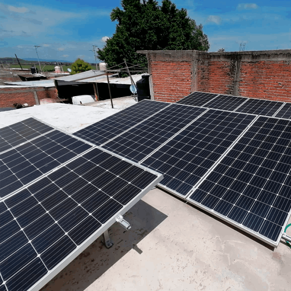 Sistema fotovoltaico en casa habitación en Salamanca